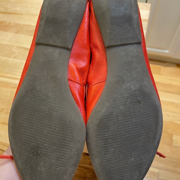LE CHATEAU soft leather orange flat - Picture 5 of 6